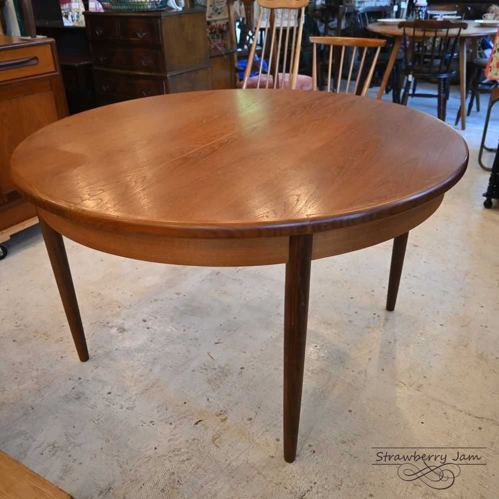 L3705-30-3 英国アンティーク Gplan ジープラン 北欧 ラウンドテーブル エクステンションテーブル ダイニングテーブル テーブル 丸テーブル イギリス