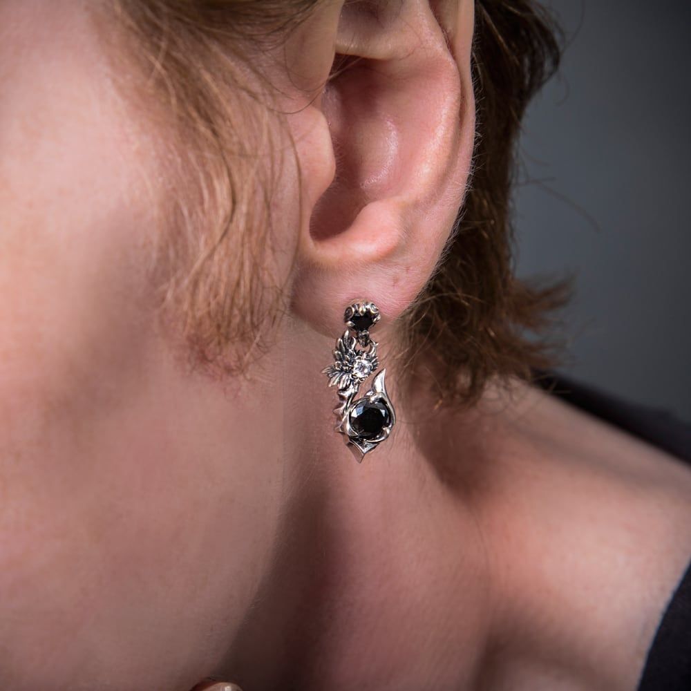 フィッシュフックピアス