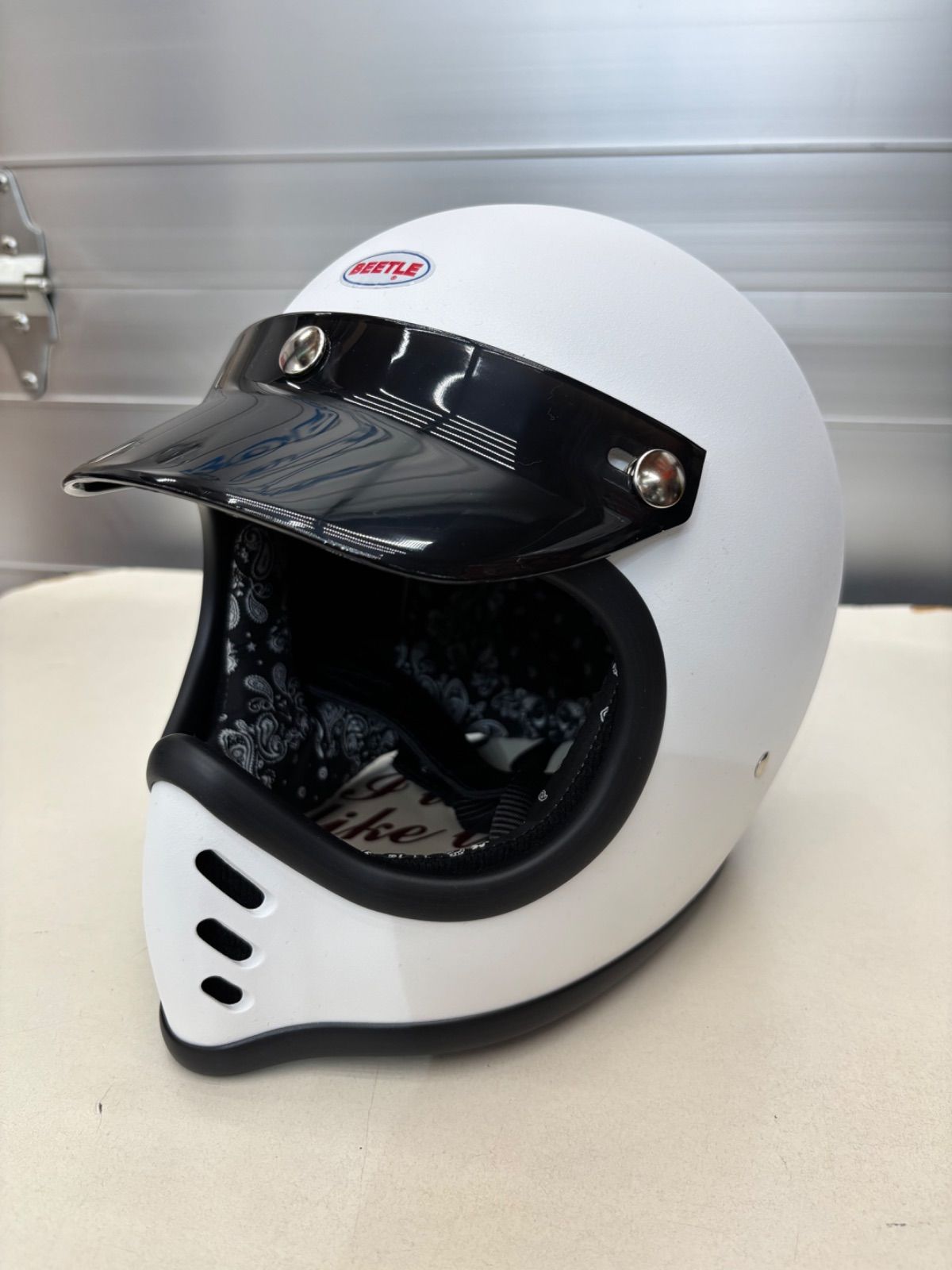 オーシャンビートル OCEANBEETLE MTX 別注マットホワイト Wストラップ黒 各サイズ有り 在庫常時2個 ペイズリーインナーブラック バイザー黒のフルセット 中