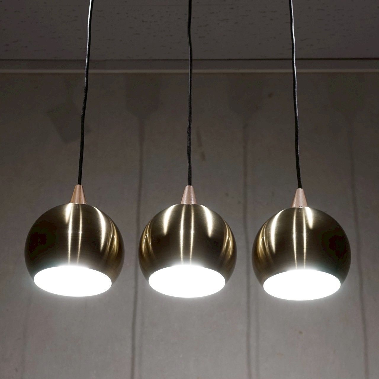 Bello select ELUX エルックス PECKER ペッカー LC10797 ペンダントライト 吊り下げ照明 3灯 アンティークブラス モダン 北欧 ラグジュアリー NEXPOTALLINN_EU