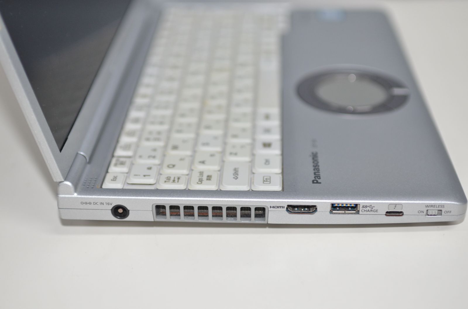 中古軽量ノートパソコン Panasonic CF-SV7J87VC core i7-8550U 爆速SSD256GB メモリー8GB 12.1インチ 無線内蔵 WEBカメラ DVDマルチ Win11 Panasonic CF-SV7 Core i7 SSD8GB Win11 中古ノートPC - メルカリ