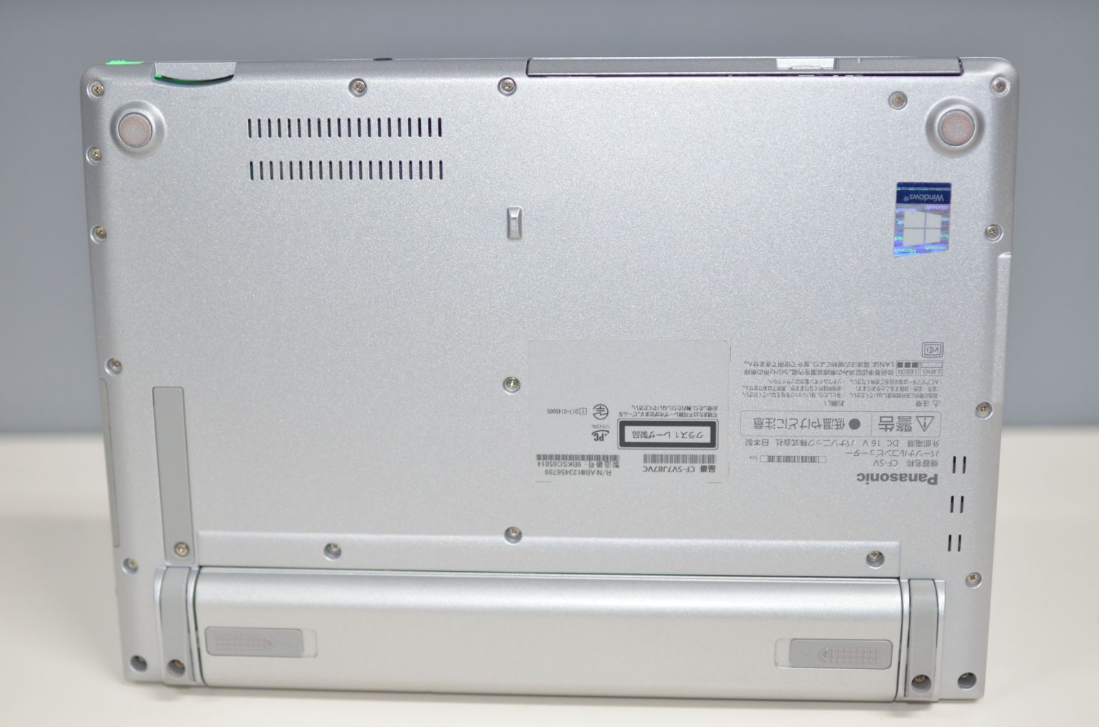 中古軽量ノートパソコン Panasonic CF-SV7J87VC core i7-8550U 爆速SSD256GB メモリー8GB 12.1インチ 無線内蔵 WEBカメラ DVDマルチ Win11 中古パソコン】Panasonic CF-SV7 中古 レッツノート 選べるカラー