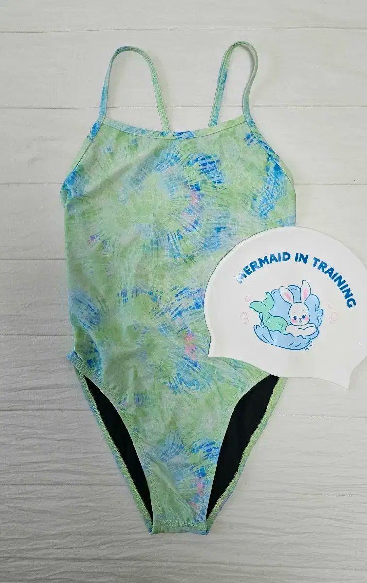 JOLYN ペリー 28サイズ＋ヘイハム IN 人魚うさぎ スイミングキャップ