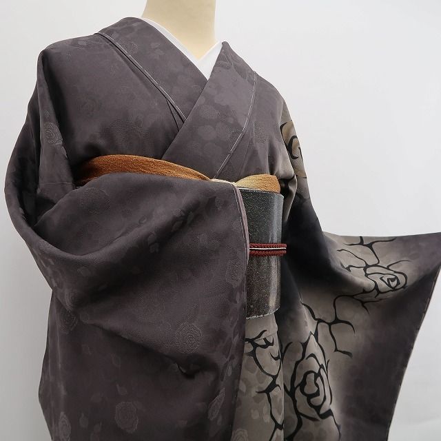 新品 薔薇 やす田作 落款 着物 仕付糸付”新たな装いに出会う”訪問着 6863 ❁tomihisa❁新品 薔薇 やす田作 落款 着物 正絹 仕付け糸付”薔薇を