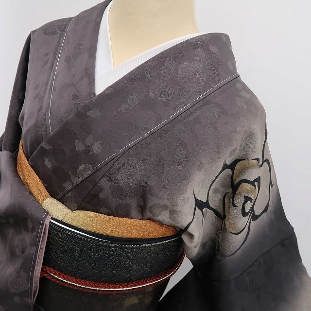 ❁tomihisa❁新品 薔薇 やす田作 落款 着物 正絹 仕付け糸付”薔薇を