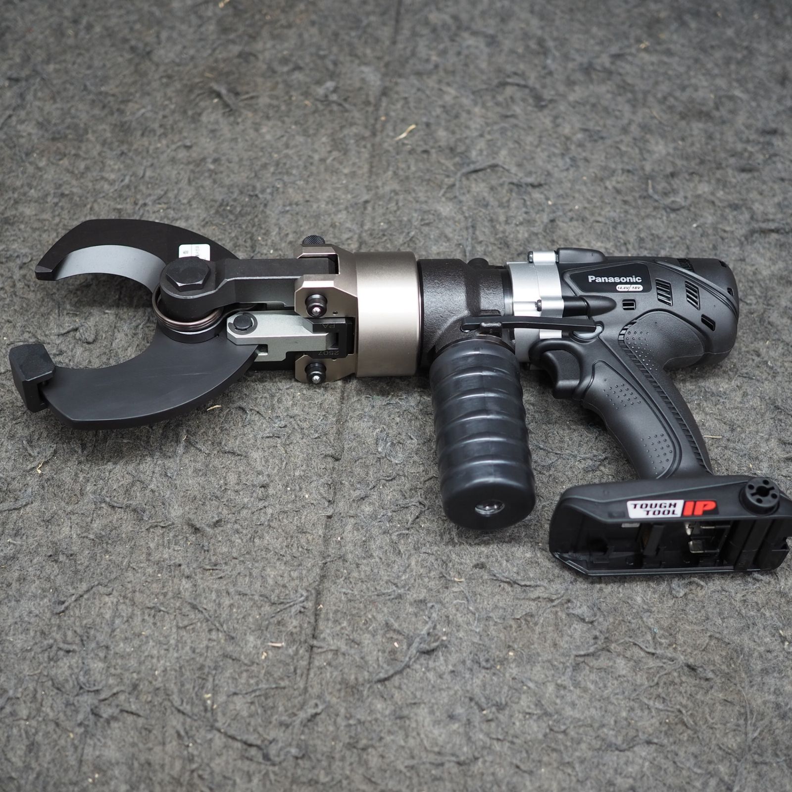 パナソニック Panasonic コードレスケーブルカッター EZ45A6K-B 鴻巣店 BRIGHTFACE_UK