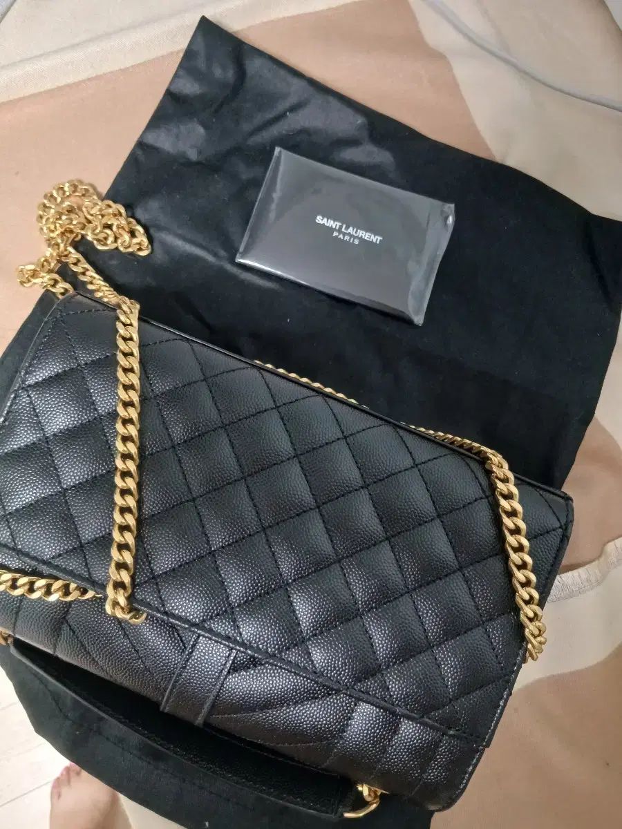 Saint Laurent ENVELOPE エンベロープ チェーンバッグ ブラック ゴールド