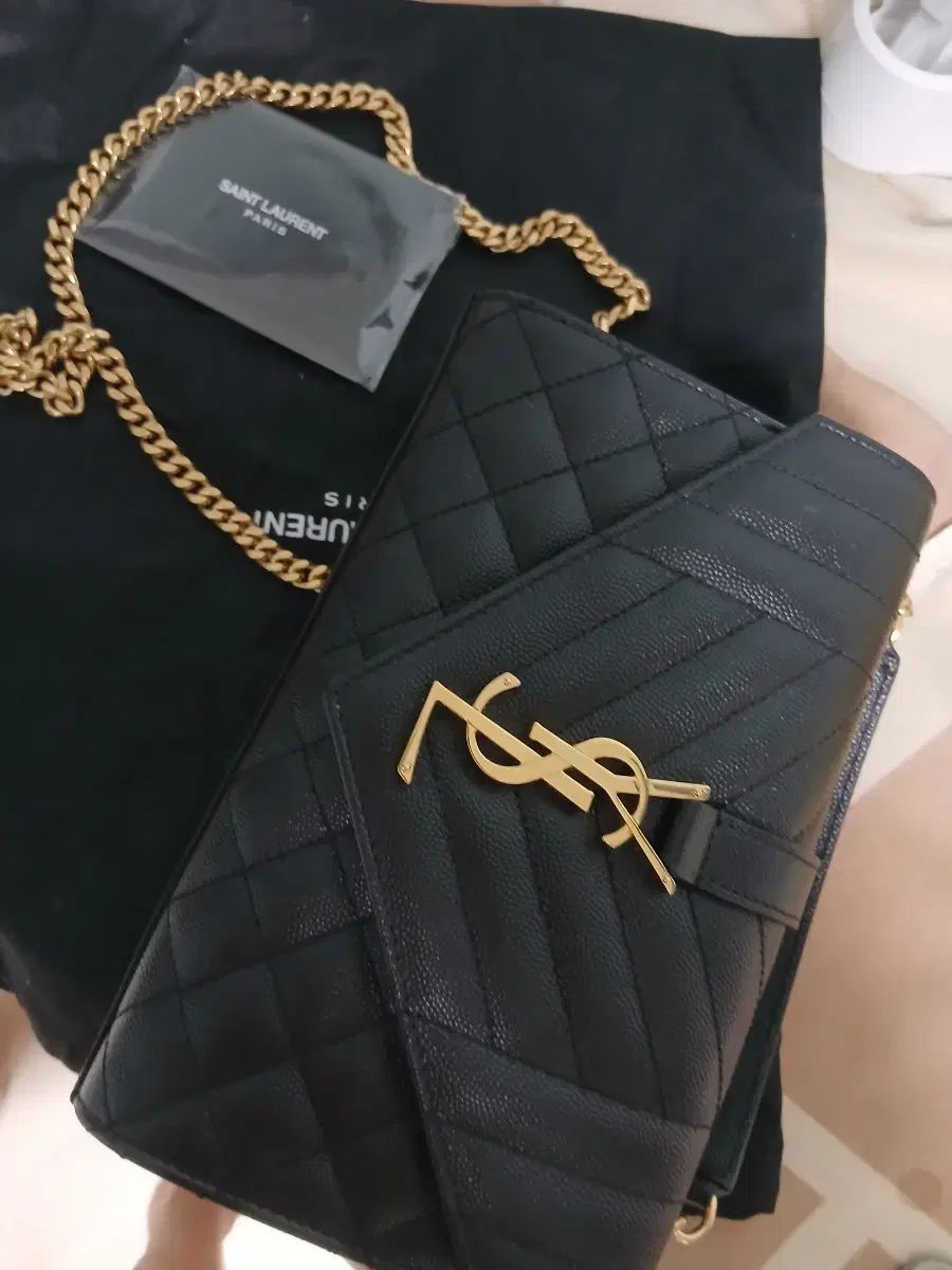 Saint Laurent ENVELOPE エンベロープ チェーンバッグ ブラック ゴールド