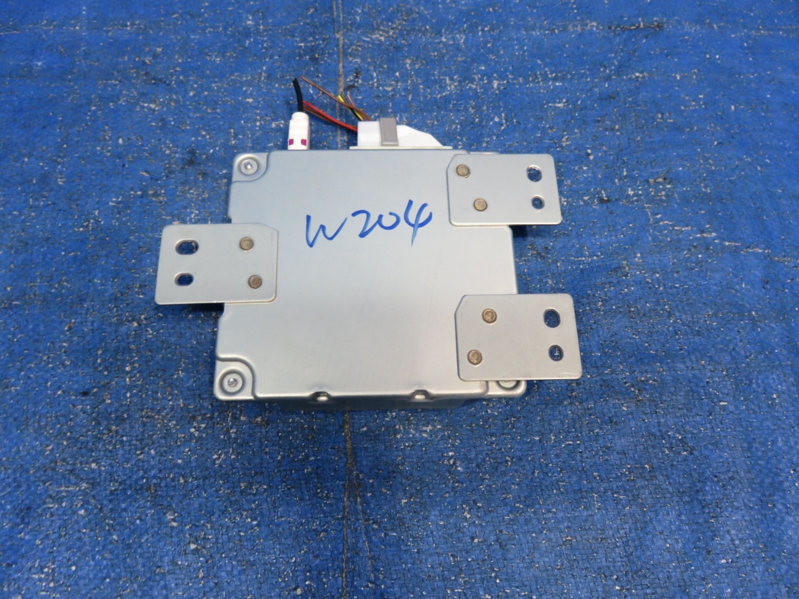 LA7289* ベンツ Cクラス C200 W204|前期 バックカメラ コントロールユニット|パーキングアシスト コンピュータ|純正 A2048703026