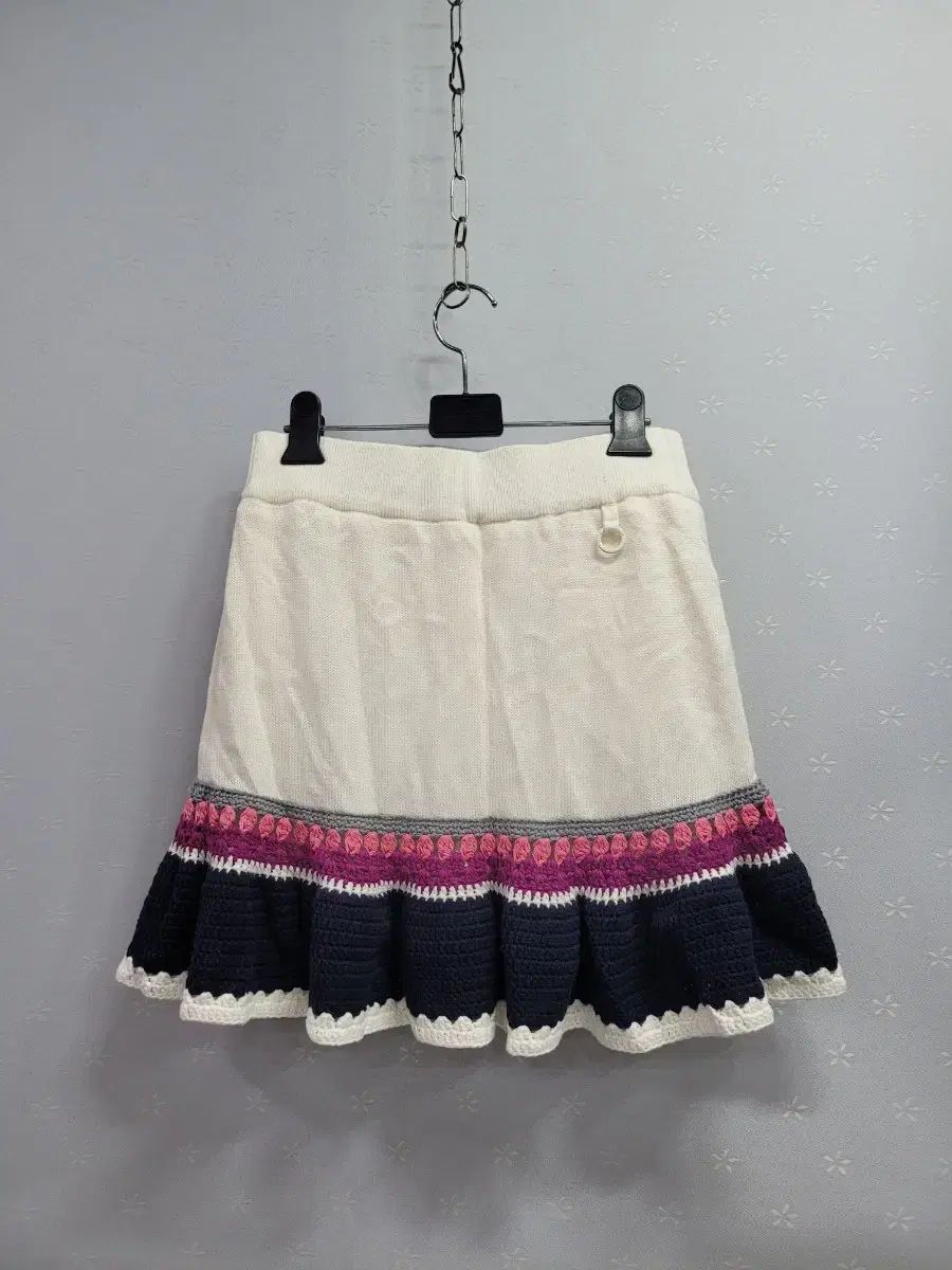 ニットスカート