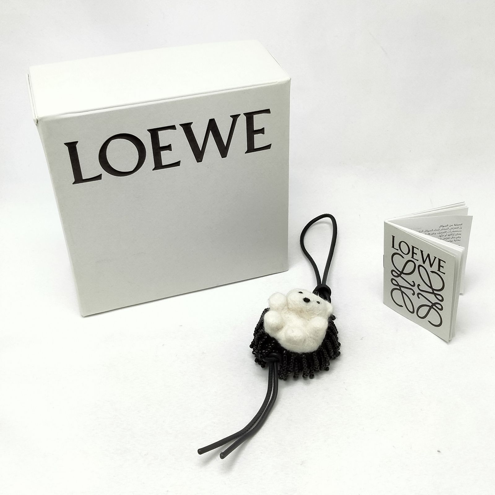 LOEWE ハリネズミチャーム LOEWE ハリネズミチャーム 未使用 銀座三越購入 ヘッジホッグ チャーム