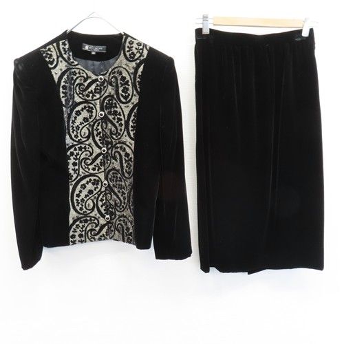 ジバンシィ GIVENCHY スカートスーツ ジャケット スカート ベロア ビジューボタン 柄 シルク混 w967062