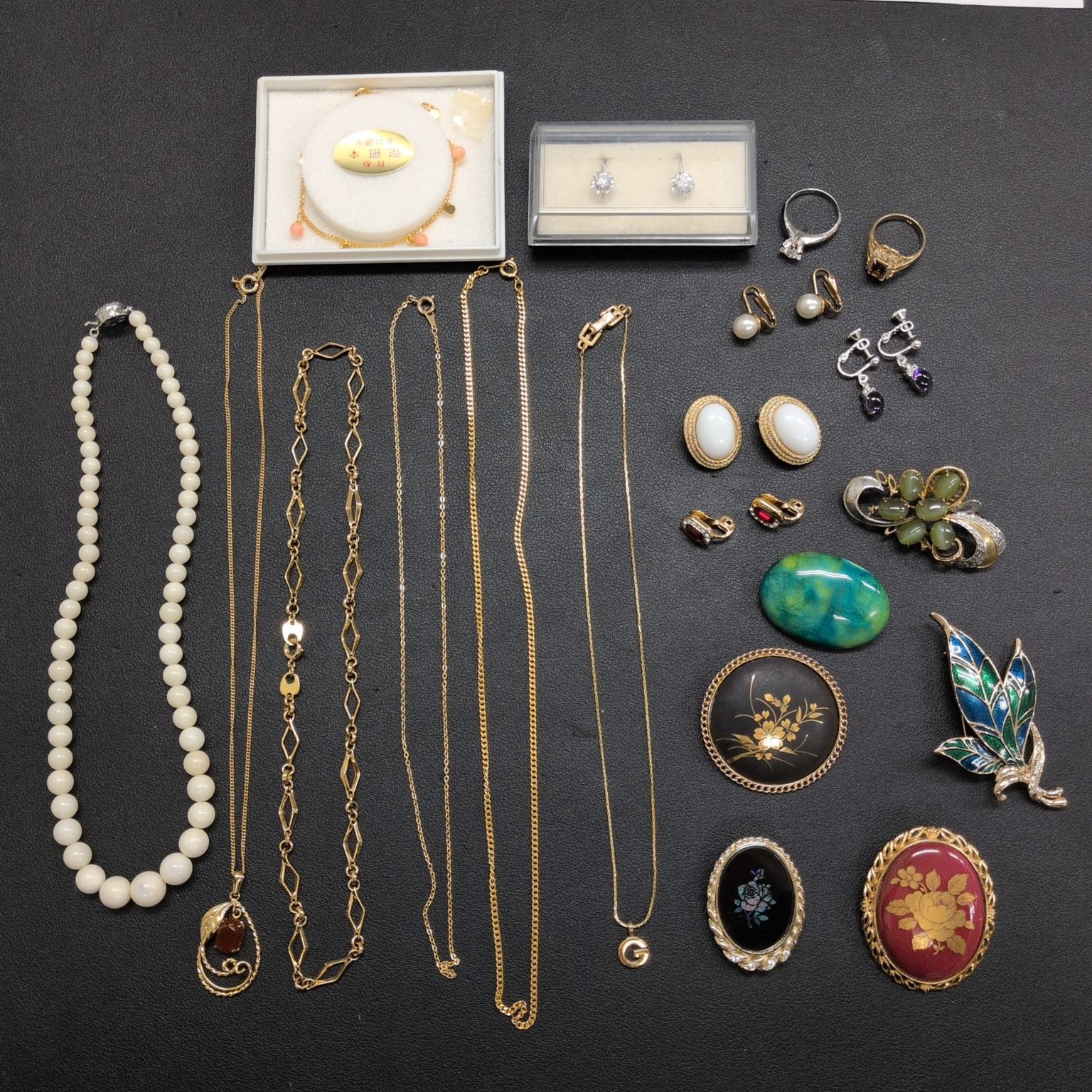 遺品整理 まとめて⑨ ジュエリー ブランドあり MONET GIVENCHY イヤリング ネックレス ブローチ SILVER925あり 珊瑚