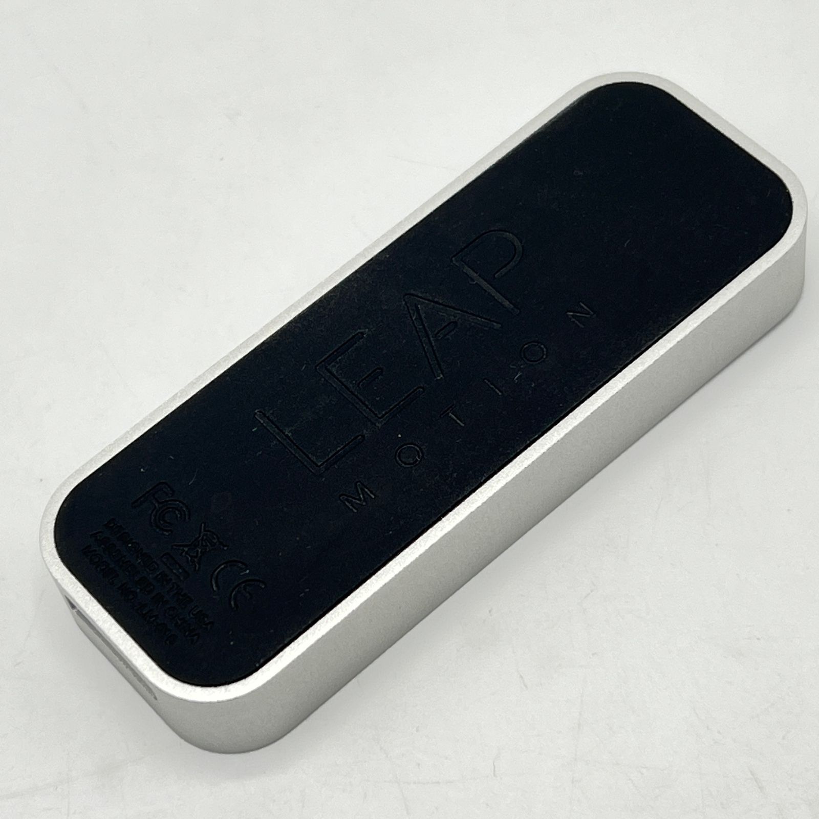 LEAP MOTION 3Dモーションコントローラー LM-010 リープモーション 本体 VETTDRUCK_DE