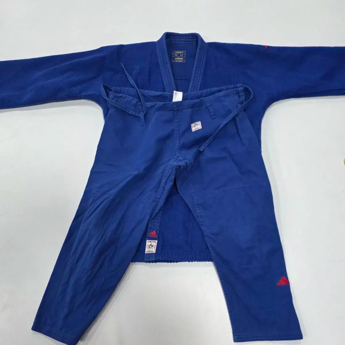adidas選手用柔道着 赤 ロゴ