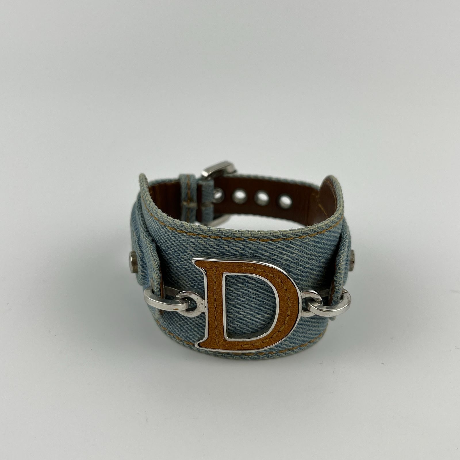 ディオールロゴ