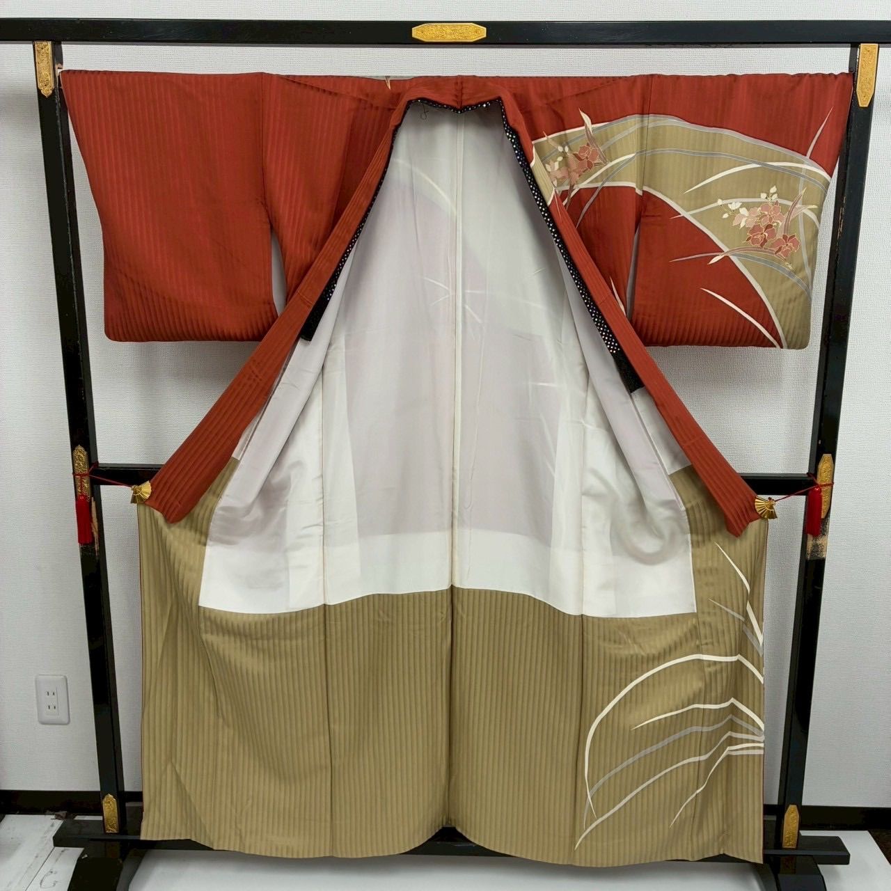 付け下げ 裄69 正絹 美しい花 染め分け 紋なし 袷 着物 MK-537 - メルカリ