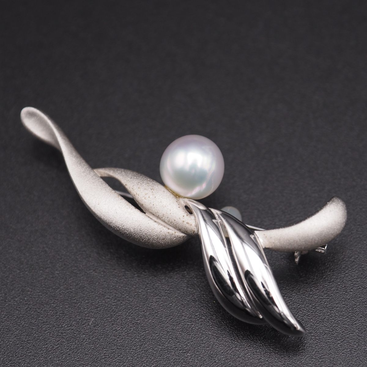 H076 白蝶真珠 パール SILVER刻印 ブローチ デザイン シルバー コサージュ 6月誕生石