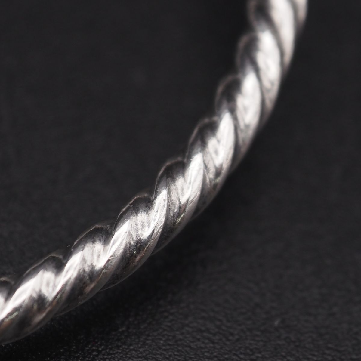 G922 ヴィンテージ 925刻印 バングル デザイン シルバー 腕輪 - メルカリ