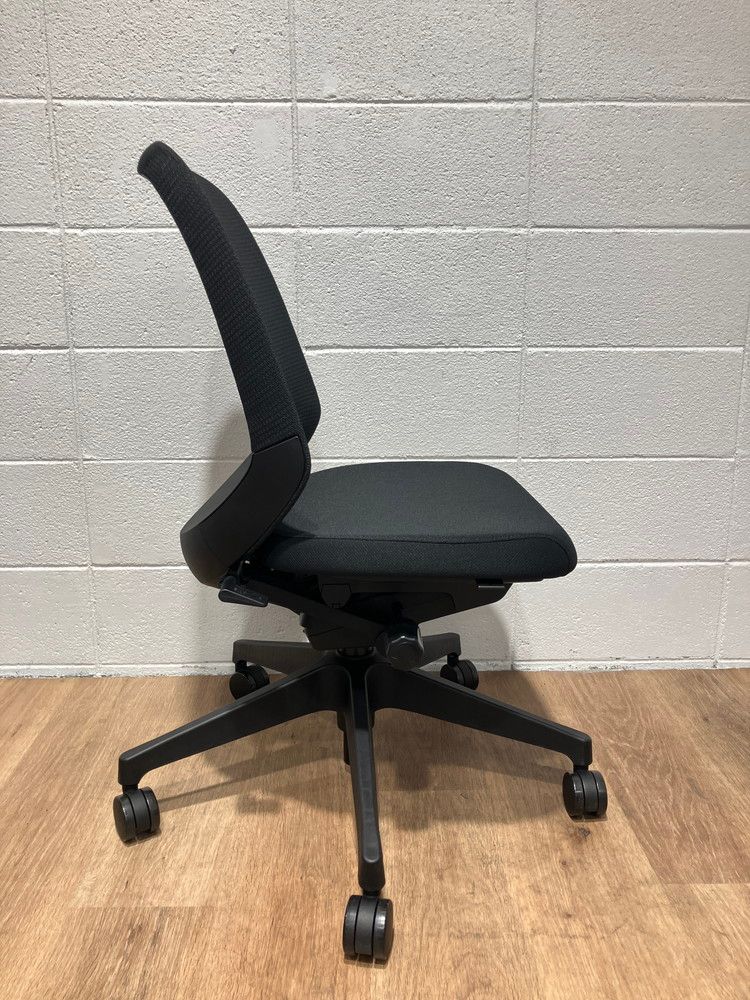 アウトレット品 イトーキ ノートチェア KJ-180JV-T1T1 ブラック