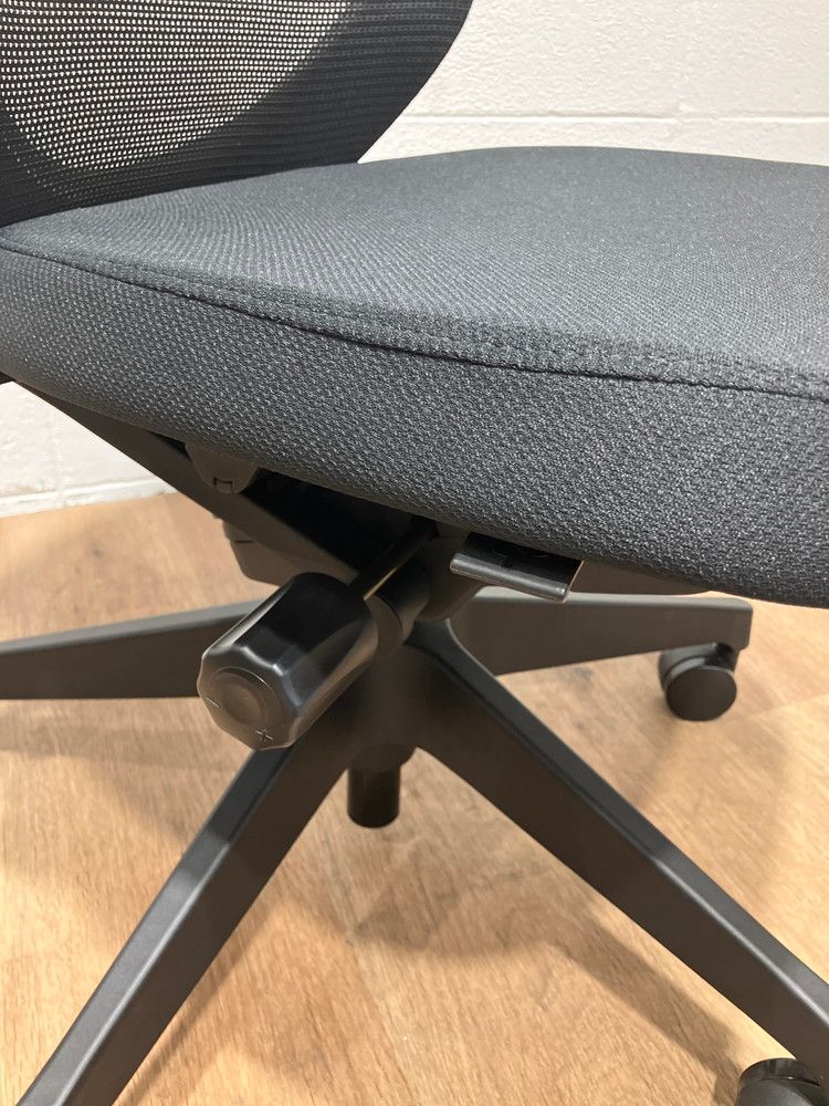 アウトレット品 イトーキ ノートチェア KJ-180JV-T1T1 ブラック MARWIL-DEMENAGEMENTS_CH