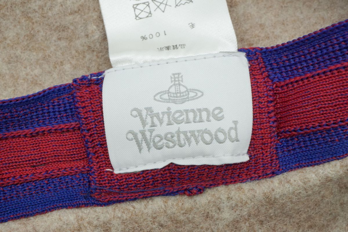 ベージュ Vivienne