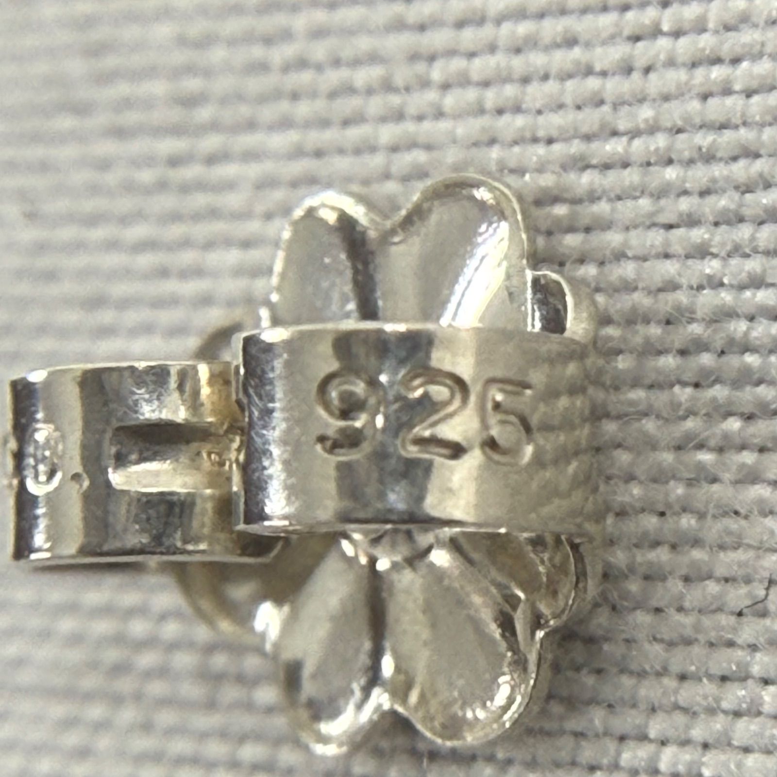 ツイスト スクリュー