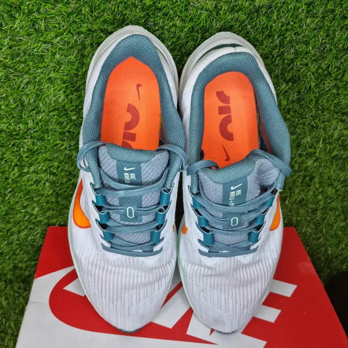 ランニングシューズ 270