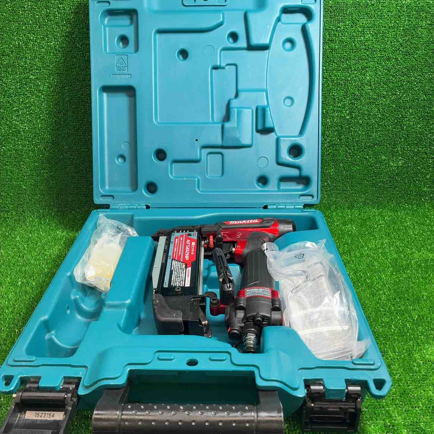 マキタ makita 高圧ピンネイラ AF502HP 藤沢店