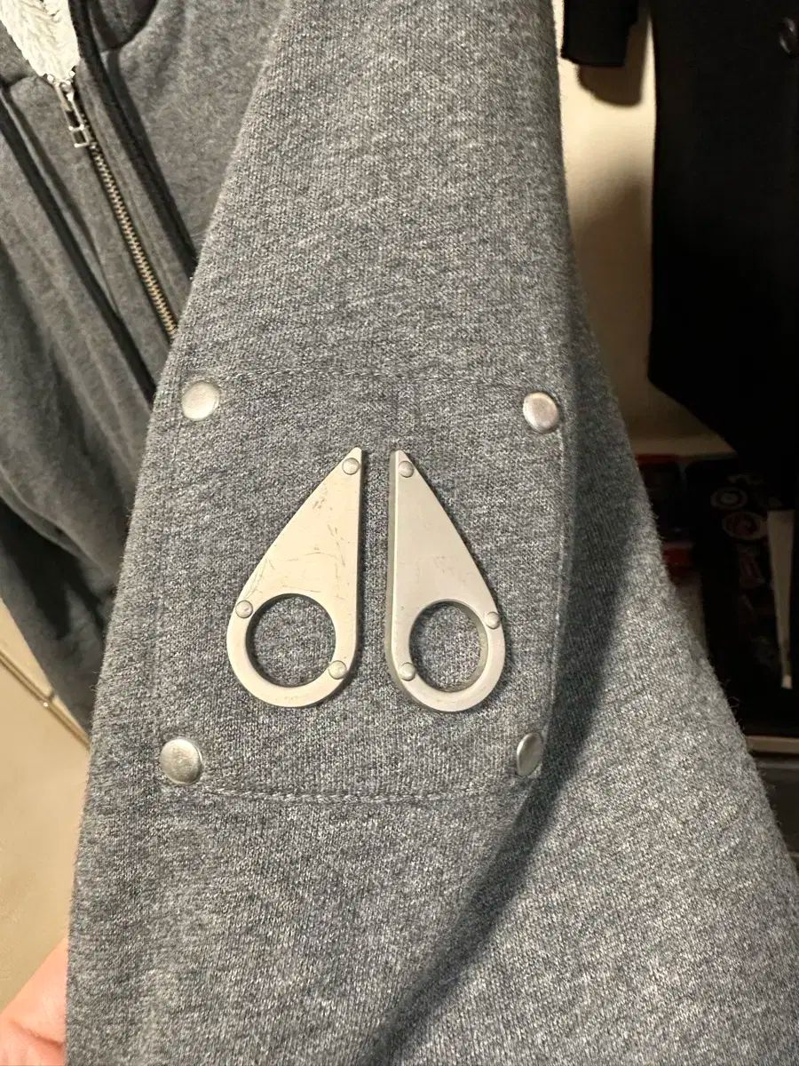 MOOSE KNUCKLES ムースナックルズ Bunny セーター