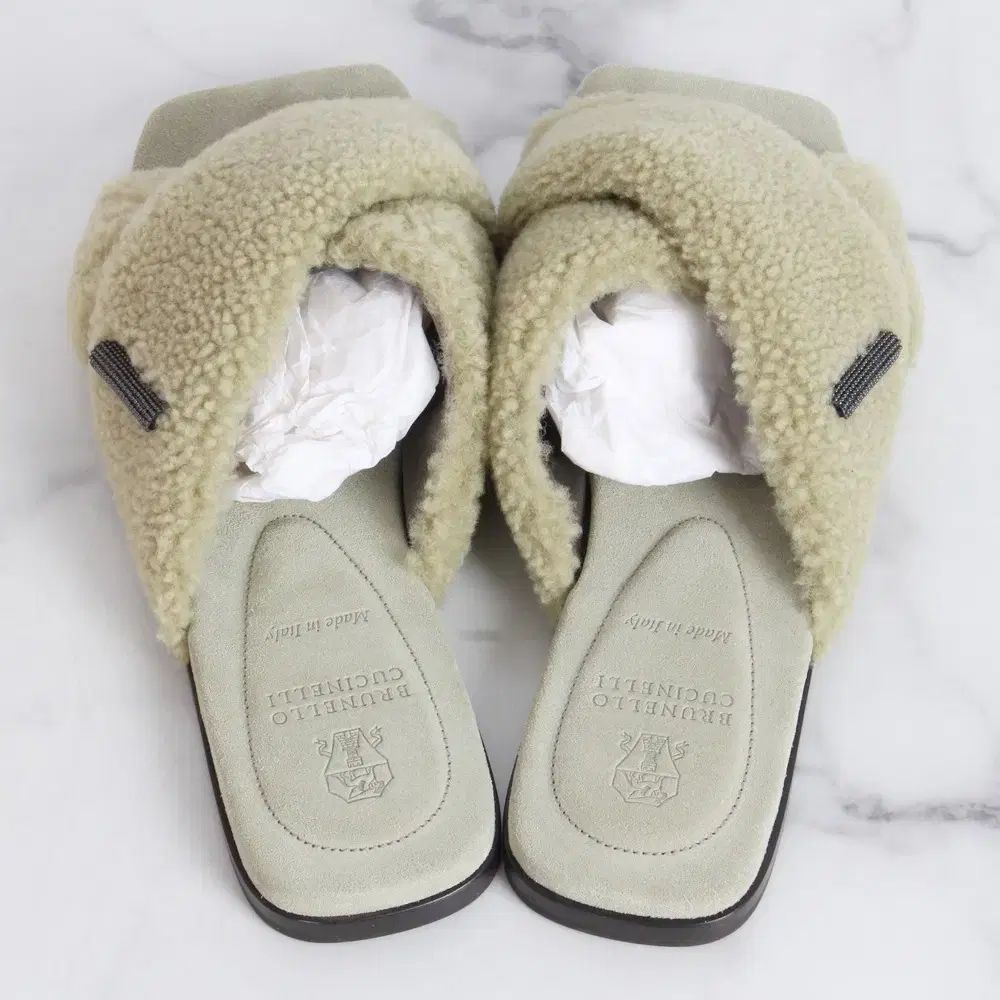  ブルネロクチネリ エンベリッシュド シアリング スライド カーキ 37 5 245 サンダル サンダル ミュール