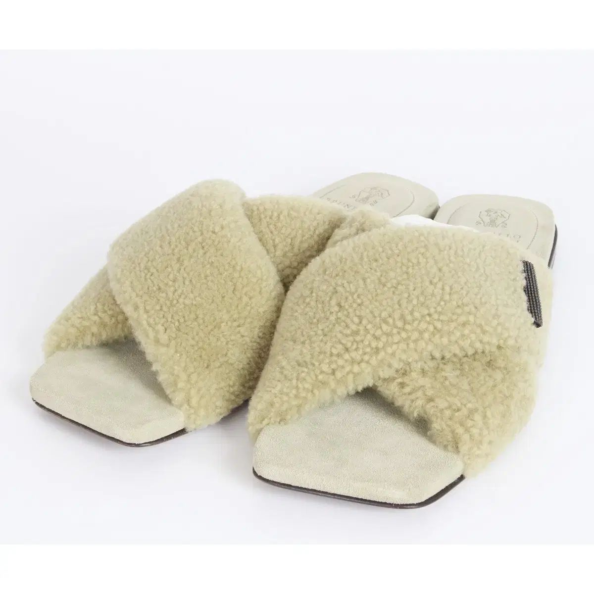 BRUNELLO CUCINELLI ブルネロクチネリ エンベリッシュド シアリング スライド カーキ 37 5 245