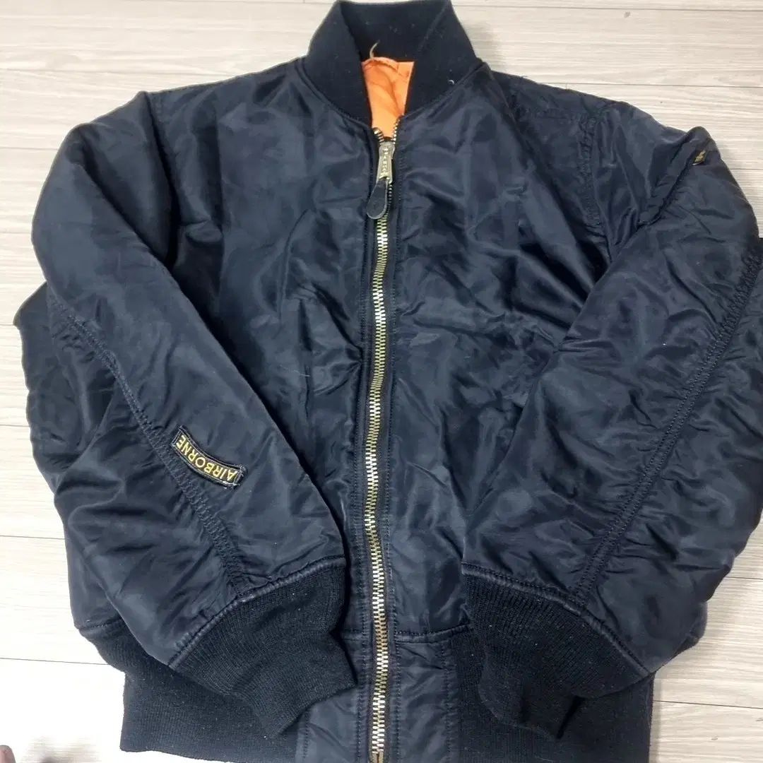 アルファインダストリーズ MA-1 ブラック MA-1ジャケット ラージ