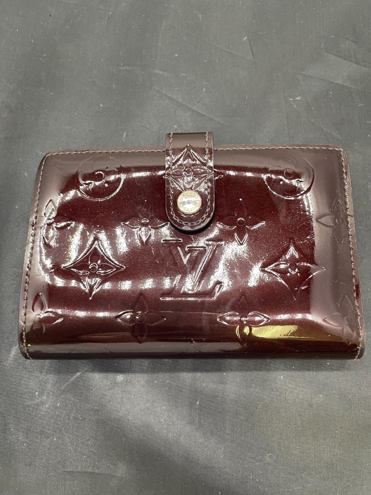 ルイヴィトン モノグラムヴェルニ ヴィエノワ B25090778