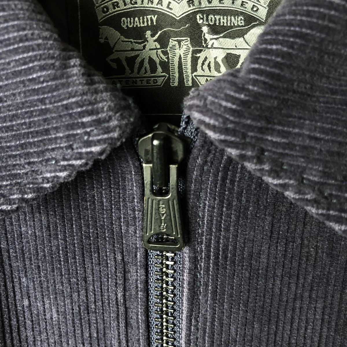 Levi’s リーバイス　コーデュロイジャケット　スイングトップ　ブルゾン Levi's（リーバイス） コーデュロイジャケット M レッド メンズ