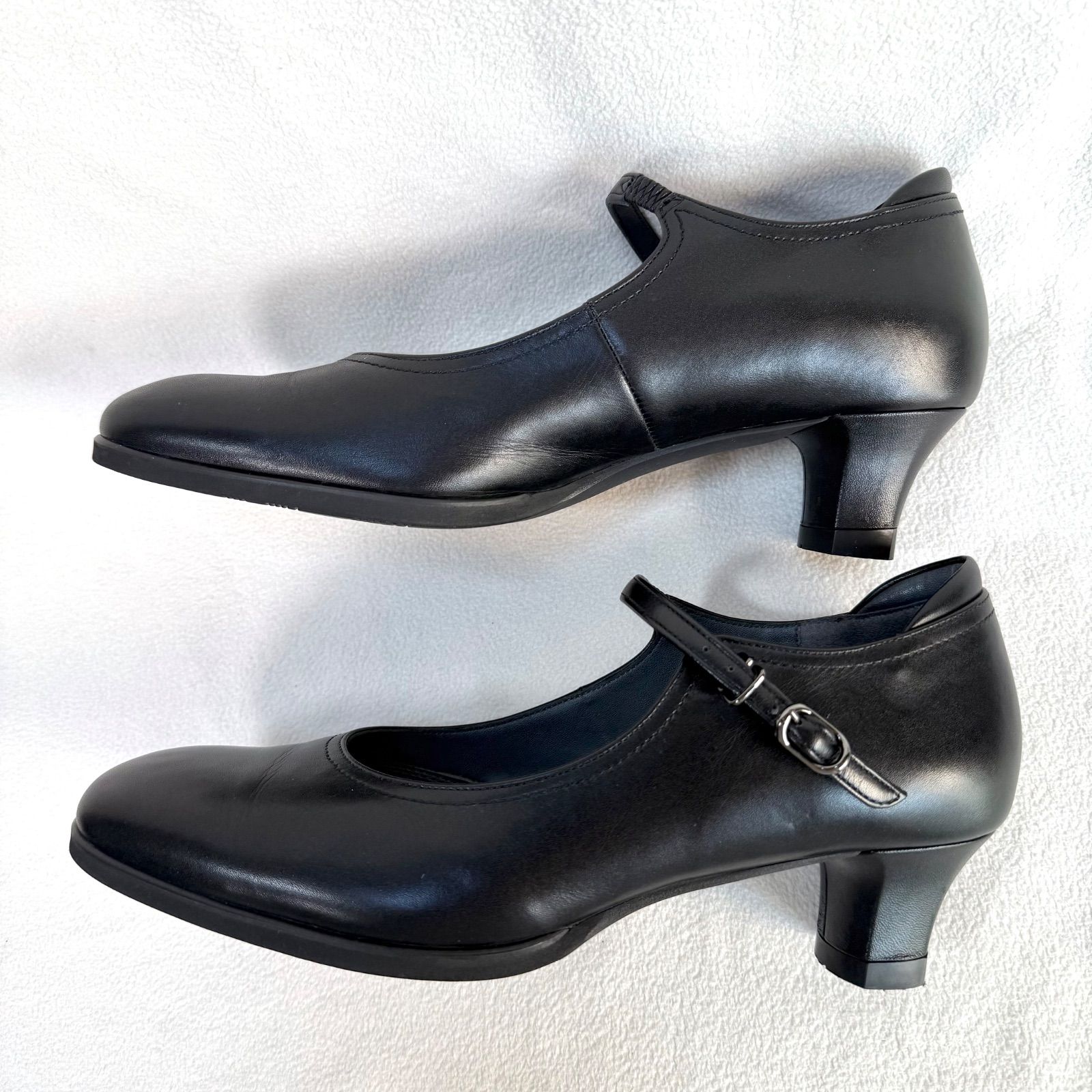 極美品✨ペダラ ストラップ レザー ブラック パンプス 2E 4.5㎝ヒール