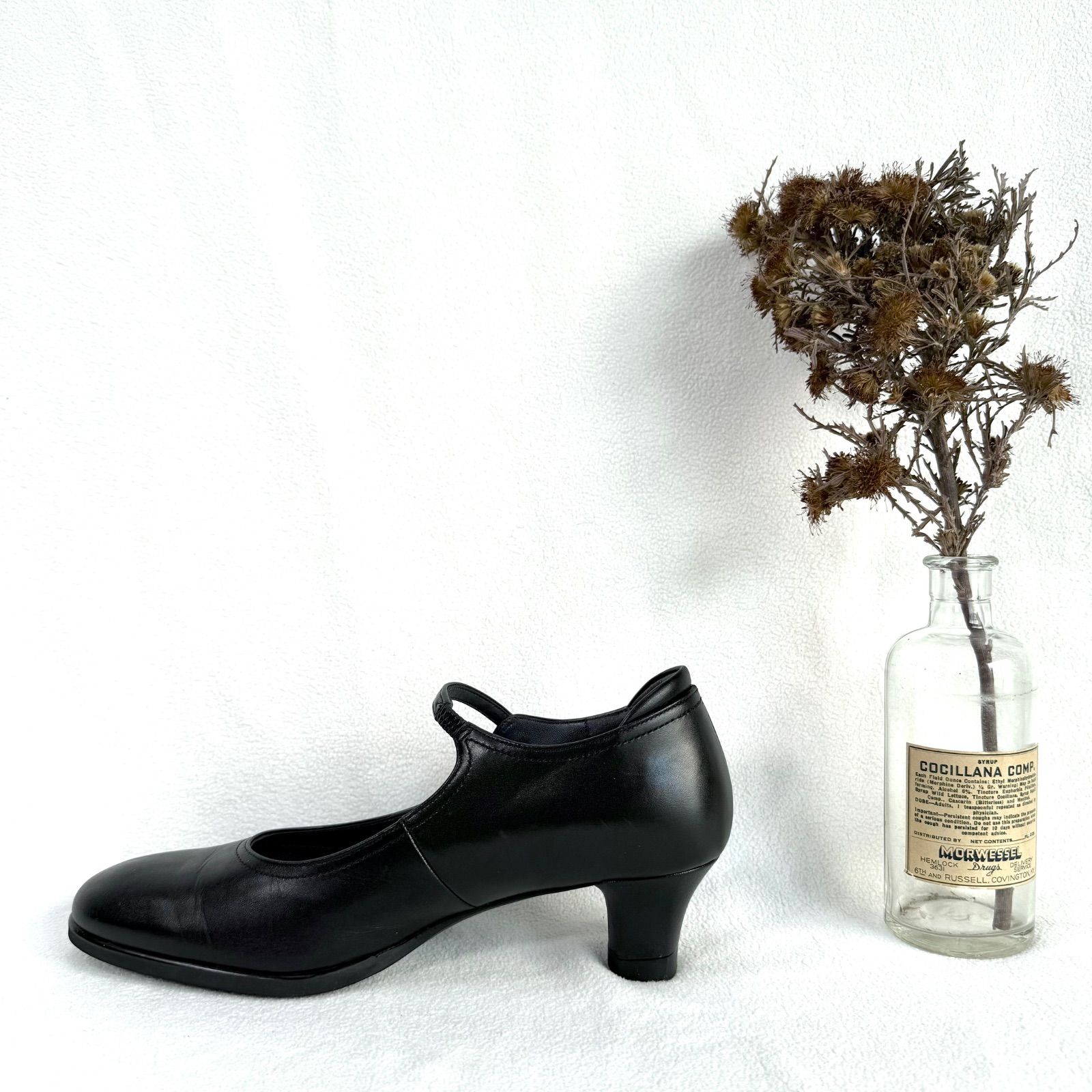 極美品✨ペダラ ストラップ レザー ブラック パンプス 2E 4.5㎝ヒール