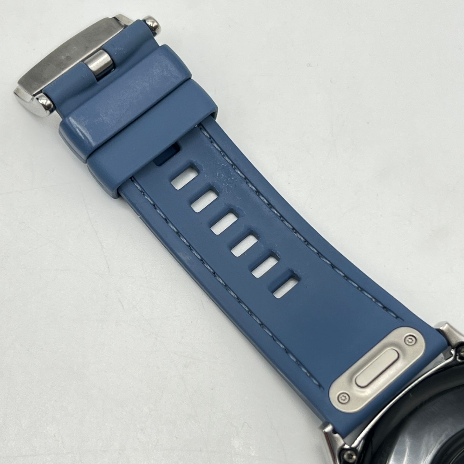 ブルー スマートウォッチ