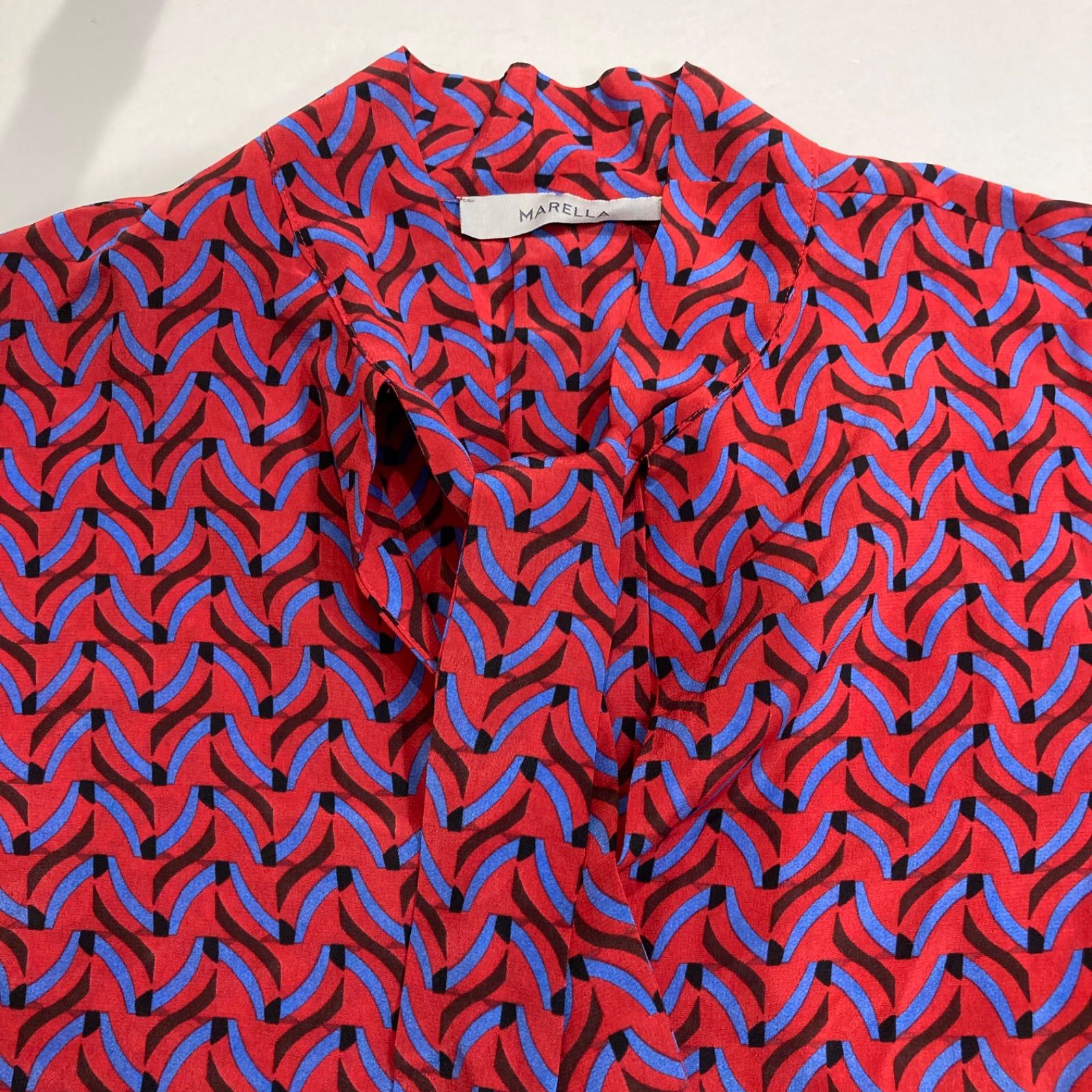 MARELLA マレーラ シルク総柄ボウタイブラウス 311607982 シルク100