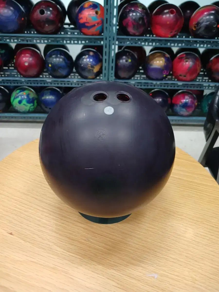 ボーリングボール 復元完 15 p ツーフィンガー TRUEモーション ウレタン