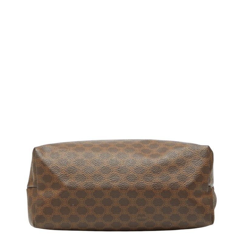 マカダム ブラウン