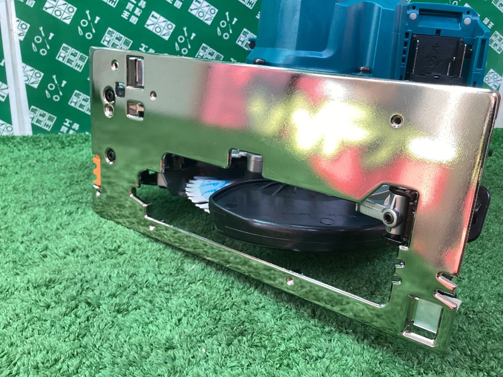 マキタ 165㎜18v充電式マルノコ