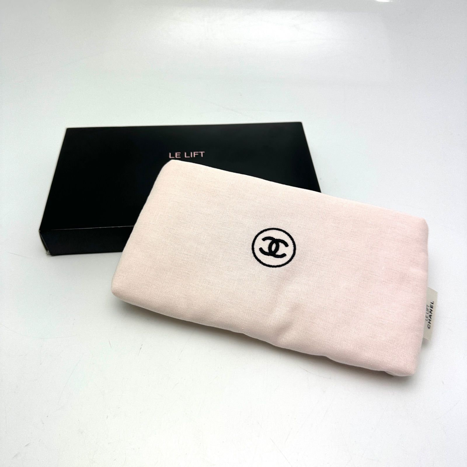 楠本質店/元住吉】未使用品 シャネル CHANEL LE LIFT ポーチ ピンク系 