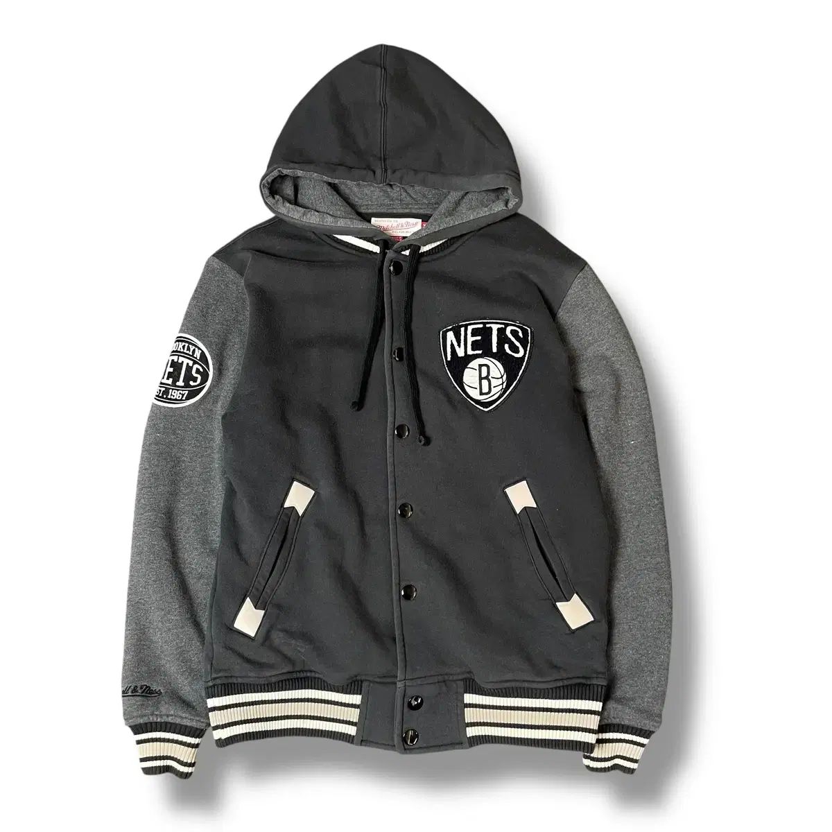 ミッチェル - ネス ブルックリン 7NET グレー フード スタジャン ジャケット M