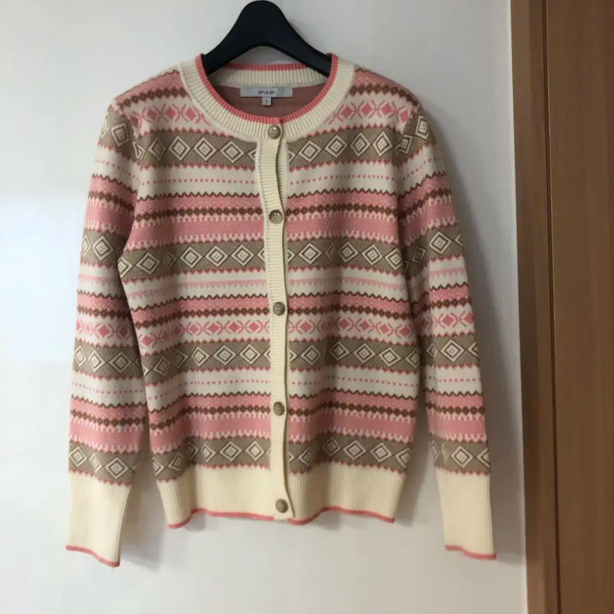 オンアンドオン カーディガン