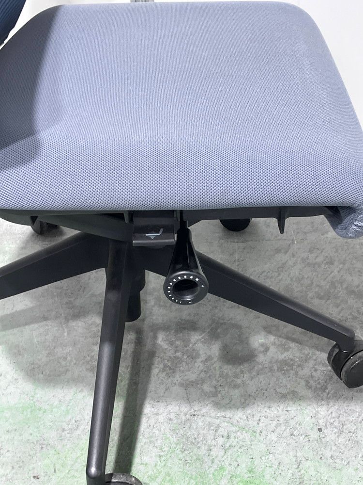 セレッツァチェア SA-300M-WSB