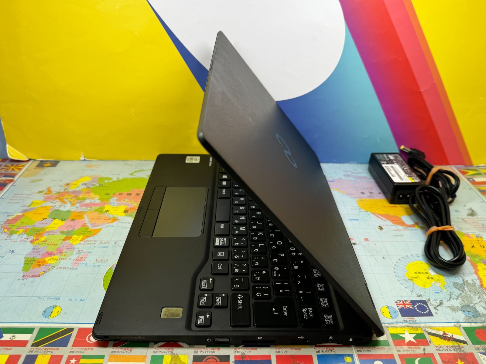 極美品 富士通 U9310X/E 2in1 タッチペン 非常綺麗 ノートPC 極美品 富士通 U9310X/E 2in1 タッチペン 非常綺麗 ノートPC