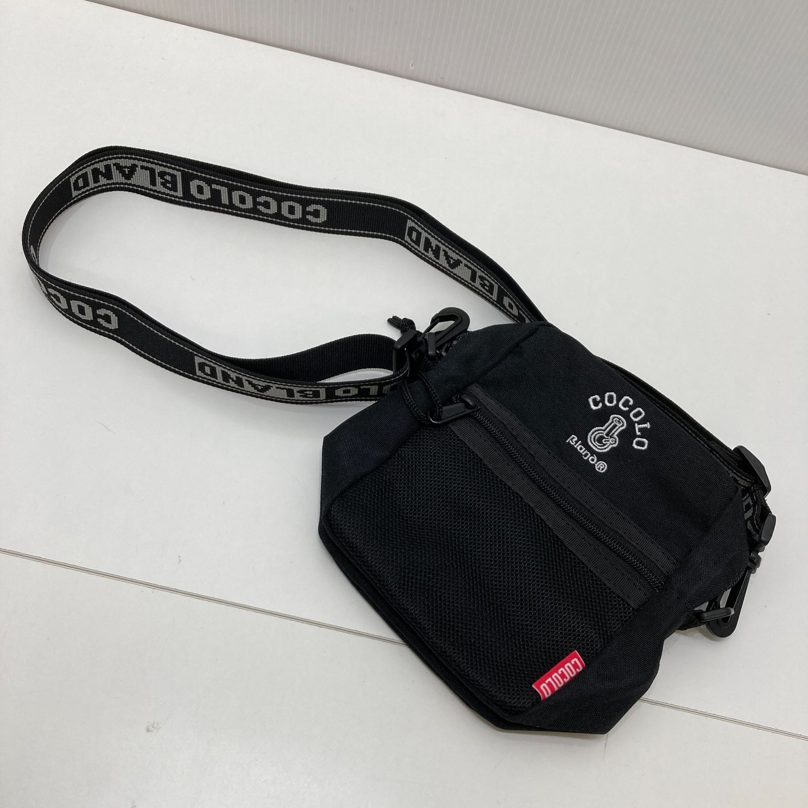 COCOLOBLAND ココロブランド ショルダーバッグ ブラック スクエア型 