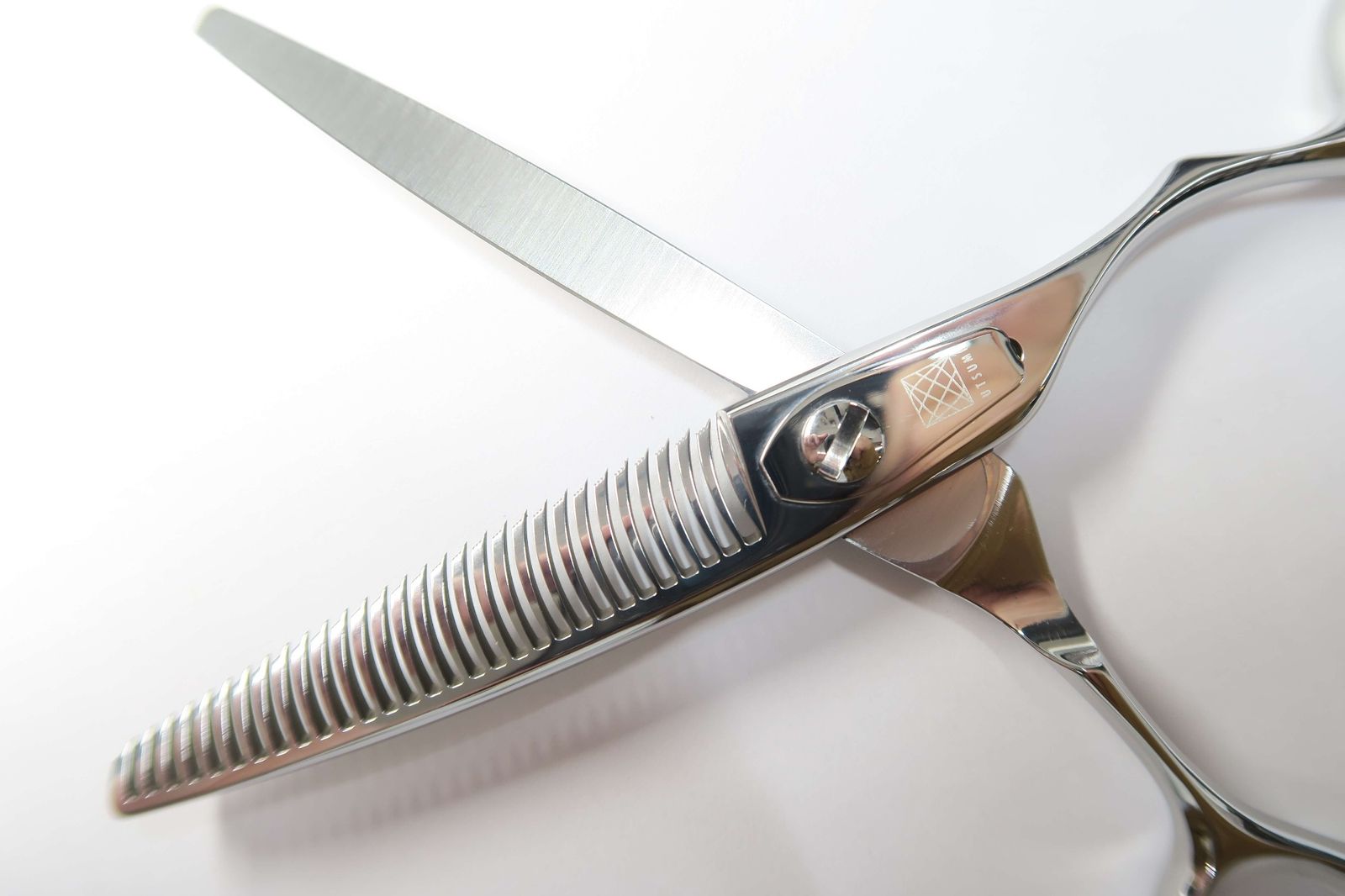 U&U セニングシザー　PA30 UTSUMI U&U セニングシザー PA30 トリミングシザー UTSUMI PA30（スキ