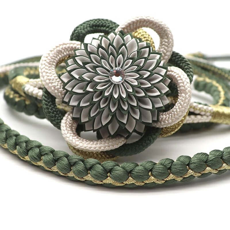 帯締め 振袖用 飾り付き 正絹 丸組 抹茶色 つまみ細工 長さ171cm 幅1cm 着付け小物 和装小物